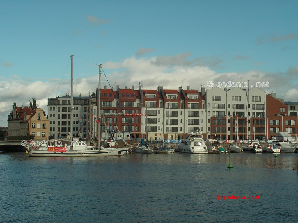 Marina i Apartamenty Szafarnia
